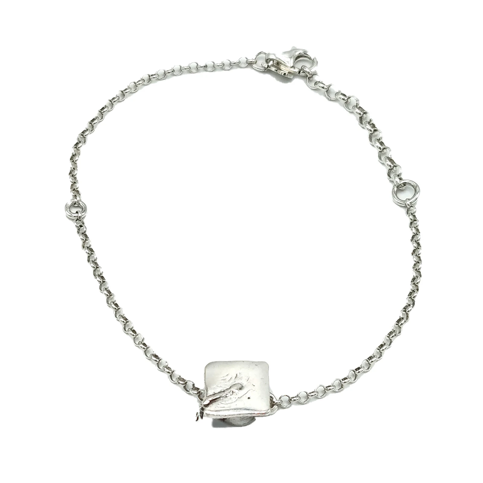 Bracciale in argento con cappello laurea