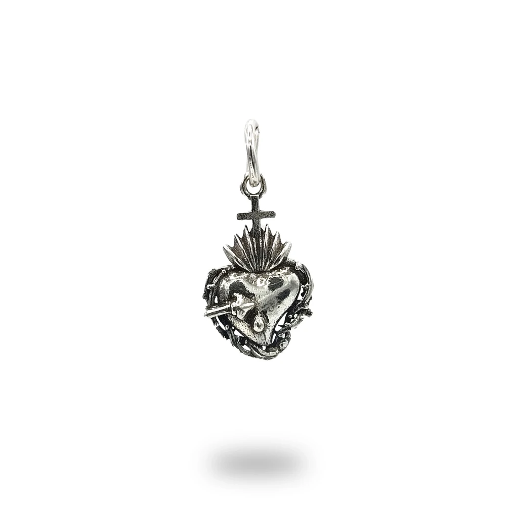 Cuore ex voto con filo spinato in argento