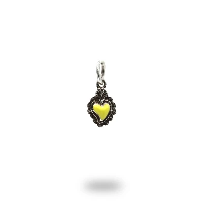 Cuore ex voto in argento e smalto giallo